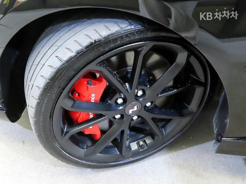 Хюндай Велестор N2.0 T-GDi - 20