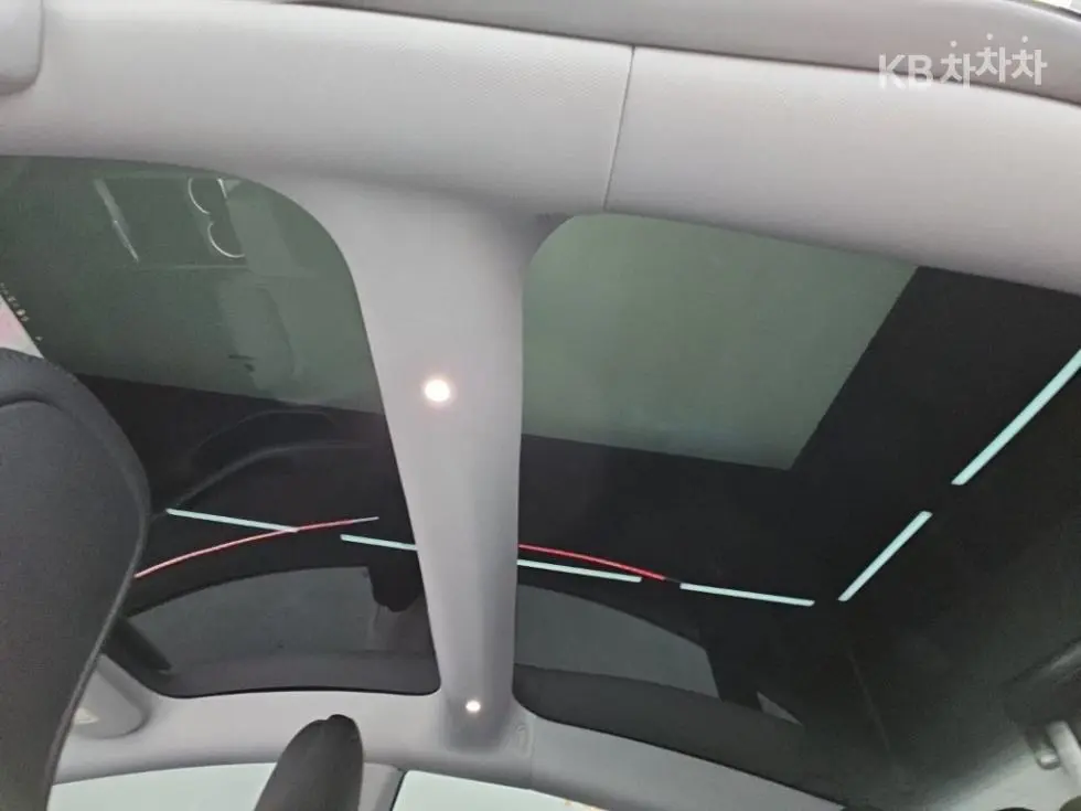 Tesla Model 3Performance - 14