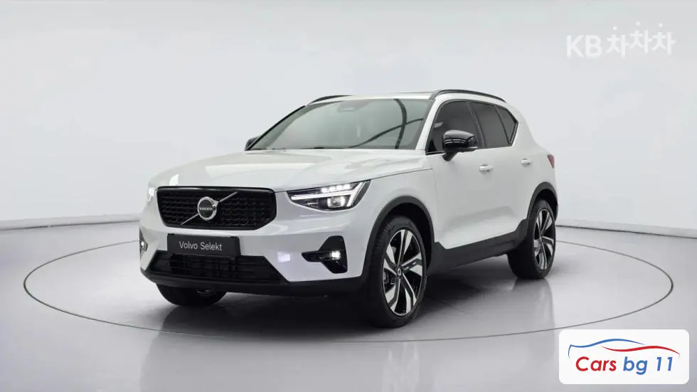 Volvo XC40 B4 AWD Ultra Dark - Image 1