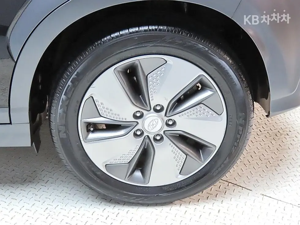 Hyundai Kona ElectricPremium - 20