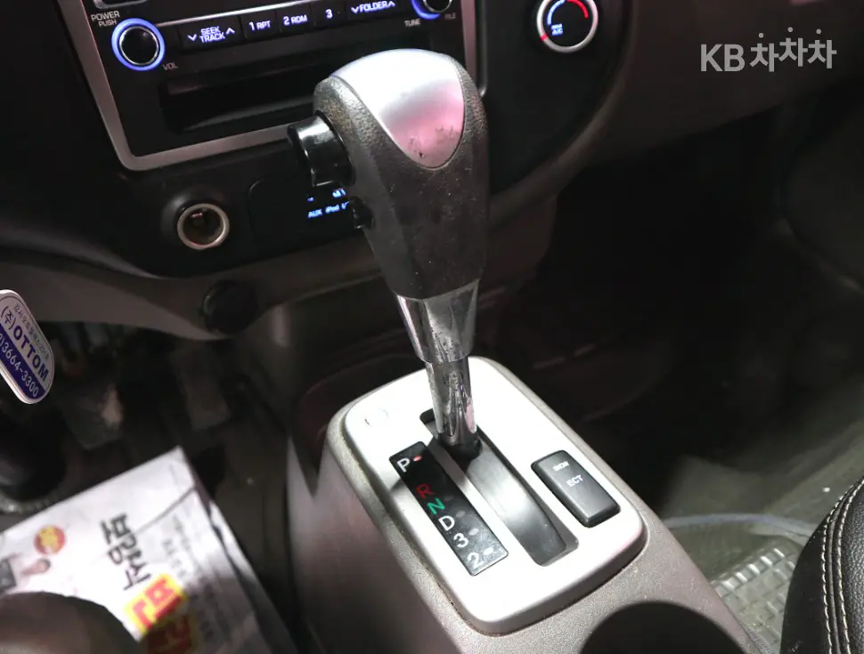 Хюндай Porter 2Удължено междуосие Super Cab CRDi SUP Най-висок клас - 11