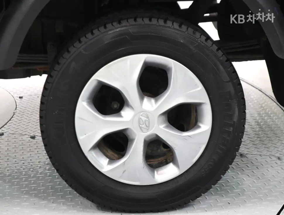 Хюндай Porter 2Удължено междуосие Super Cab CRDi SUP Най-висок клас - 16