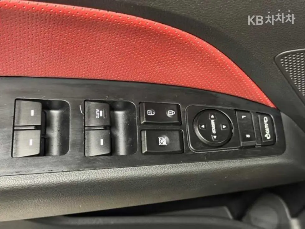 Хюндай Avante (Elantra) AD1.6 T-GDi Sport Extreme Selection - 14