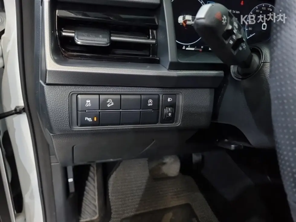 КейДжи Мобилити Нов Rexton Sports Khan2.2 AWD 쿨멘 Престиж - 18