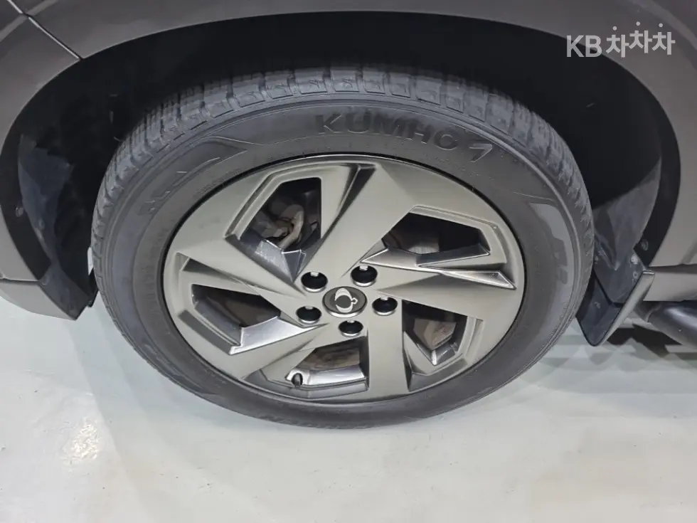 КейДжи Мобилити Нов Rexton Sports Khan2.2 AWD 쿨멘 Престиж - 24
