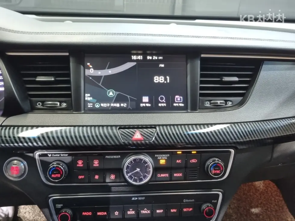 Киа All New K73.0 LPi За хора с увреждания Noblesse - 12