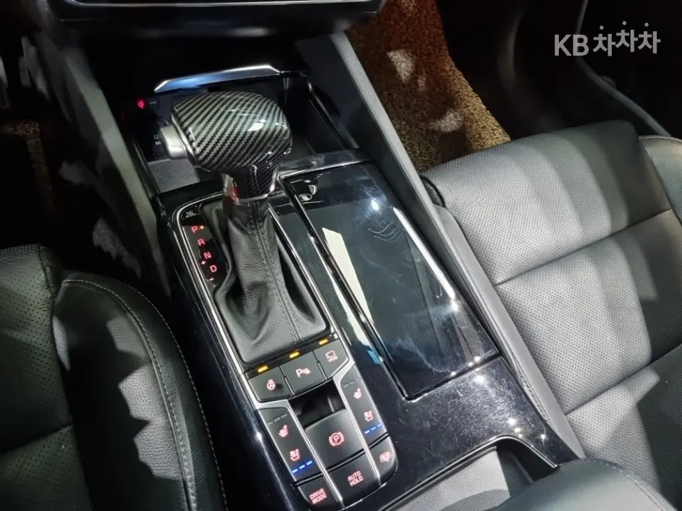 Киа All New K73.0 LPi За хора с увреждания Noblesse - 14