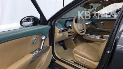 Дженезис GV60Стандартен 2WD Стандартен - 9