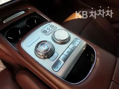 Дженезис G90(RS4)3.5T AWD Стандартен - 10