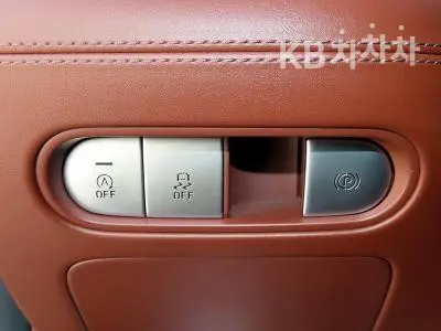 Дженезис G90(RS4)3.5T AWD Стандартен - 12