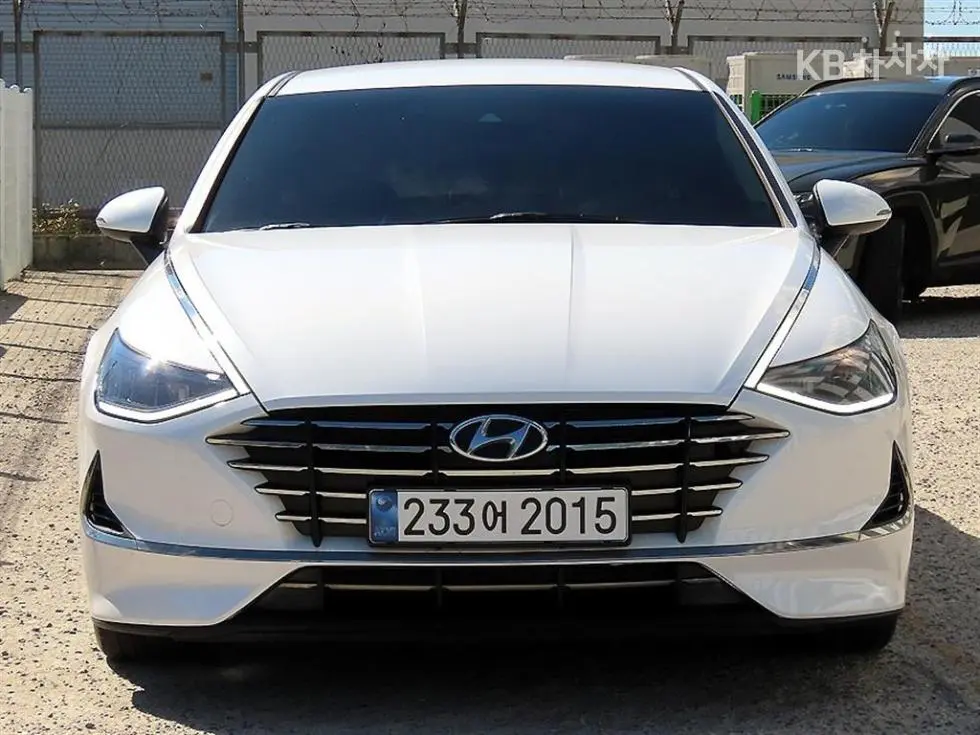 Хюндай Соната (DN8) 2.0 LPG Рент-а-кар Premium - Image 1