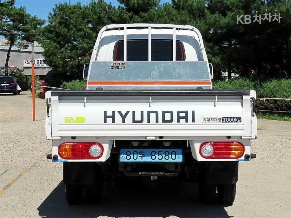 Хюндай Porter 2 ЕлектрическиSuper Cab Удължено междуосие Premium Специал (специален признак/издание) - 4
