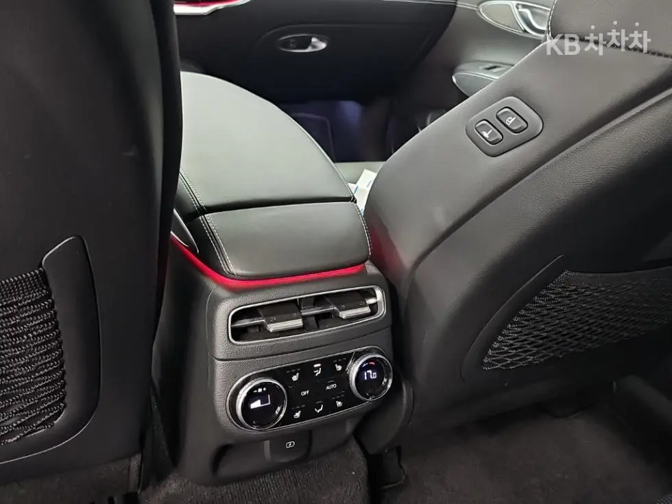 Genesis ELECTRIFIED GV70EV Standard - 13