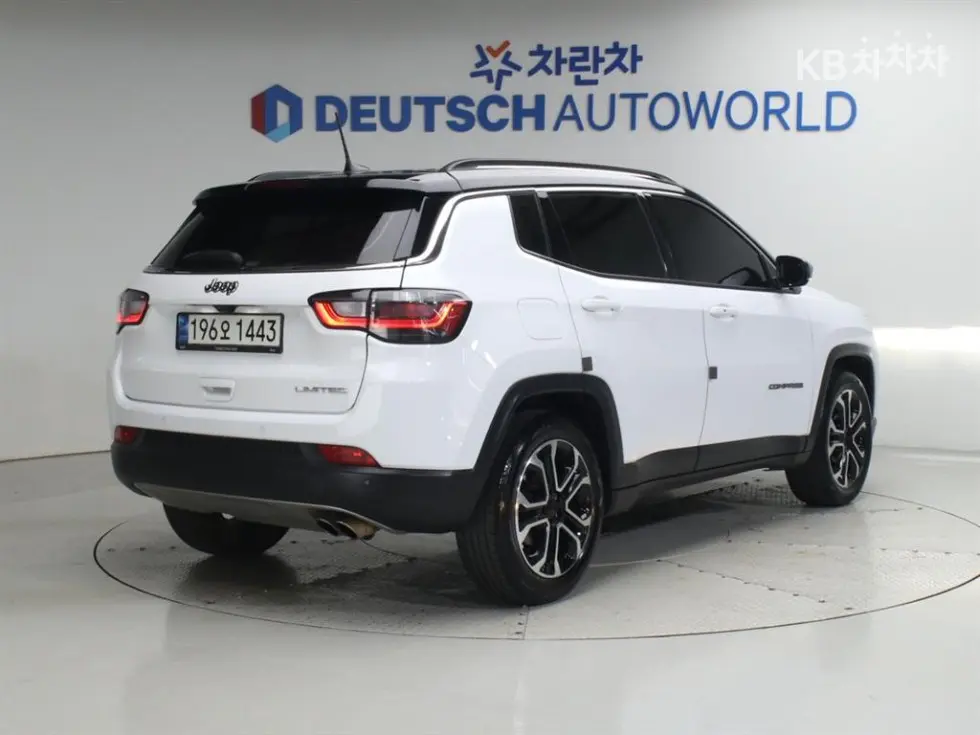 Jeep All New Compass2.4 FWD Лимитиран - 2