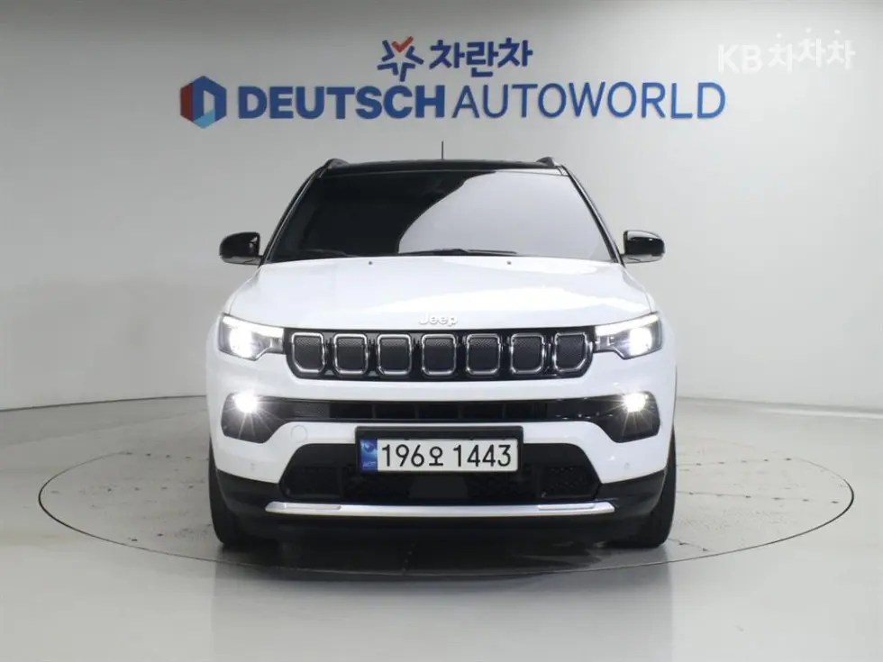 Jeep All New Compass2.4 FWD Лимитиран - 3