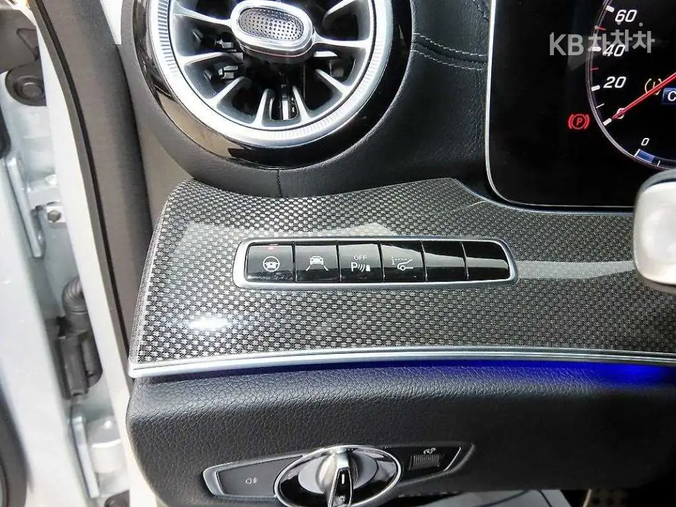 Mercedes-Benz CLS-Class(C257) CLS400d 4MATIC Стандартен - 11