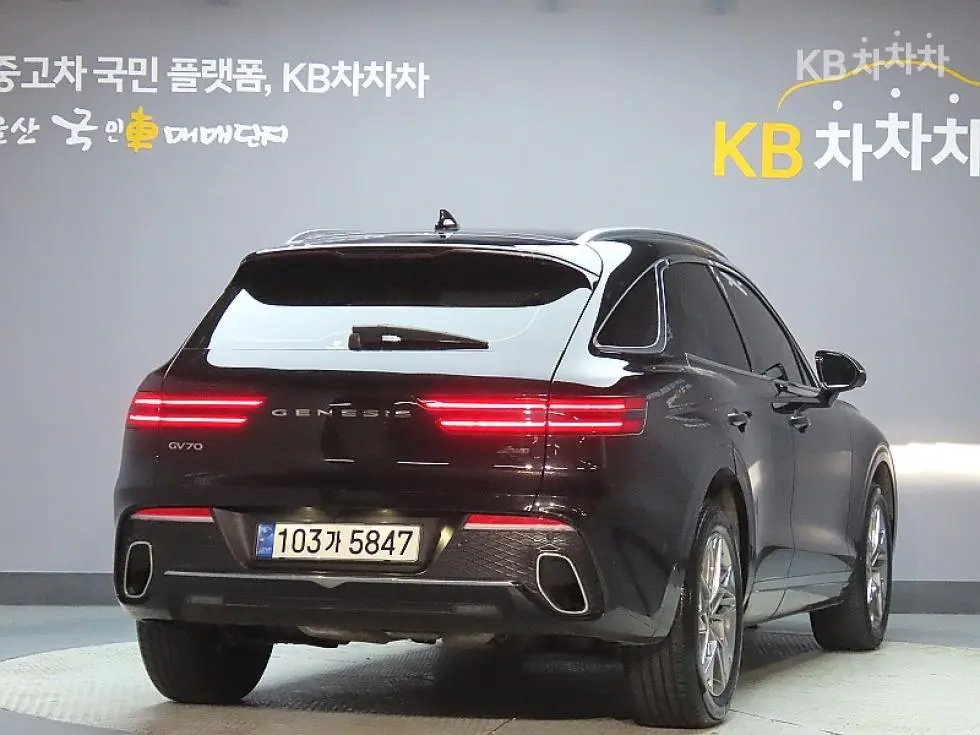 Дженезис GV70Бензин 2.5T AWD - 2