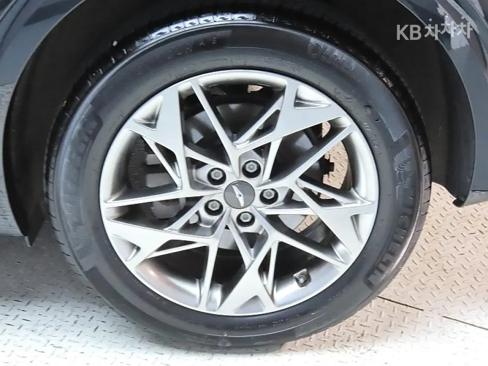 Дженезис GV70Бензин 2.5T AWD - 20