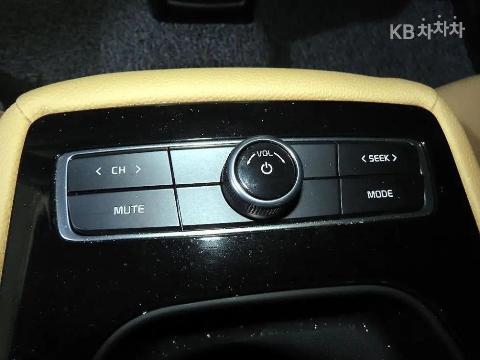 Киа K7 Premiere2.5 GDi Noblesse - 16