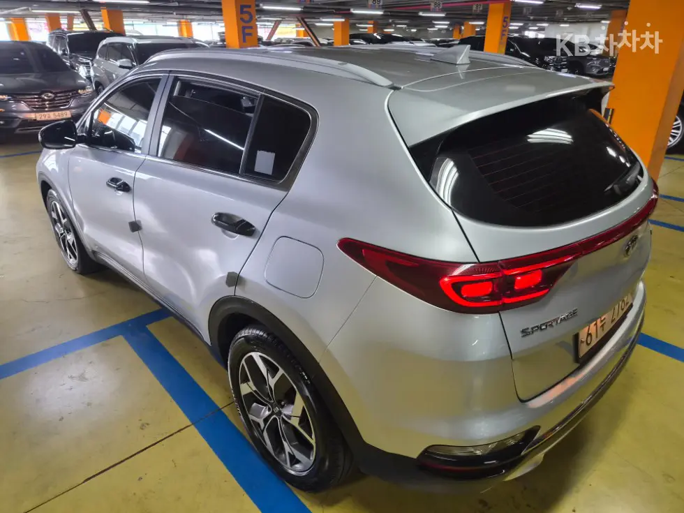 Киа Sportage The Bold2.0 Дизел 2WD Престиж - 4