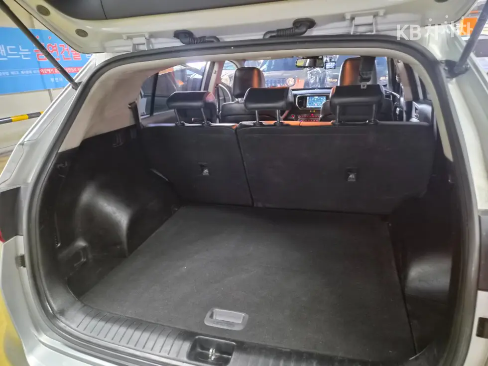 Киа Sportage The Bold2.0 Дизел 2WD Престиж - 19
