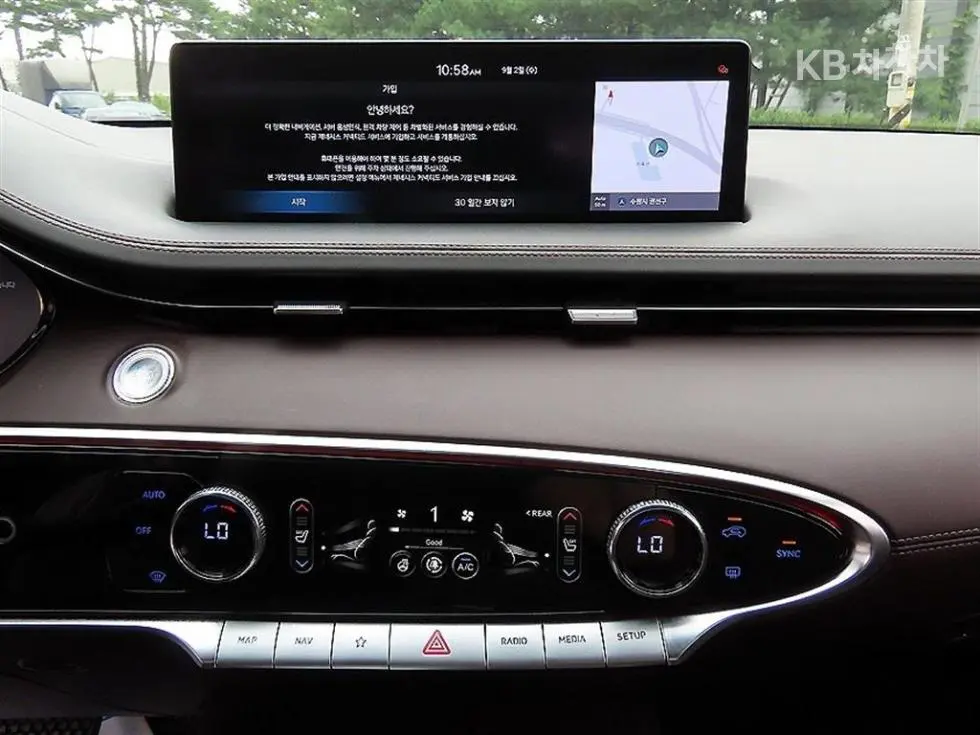 Дженезис GV70Дизел 2.2 AWD - 13