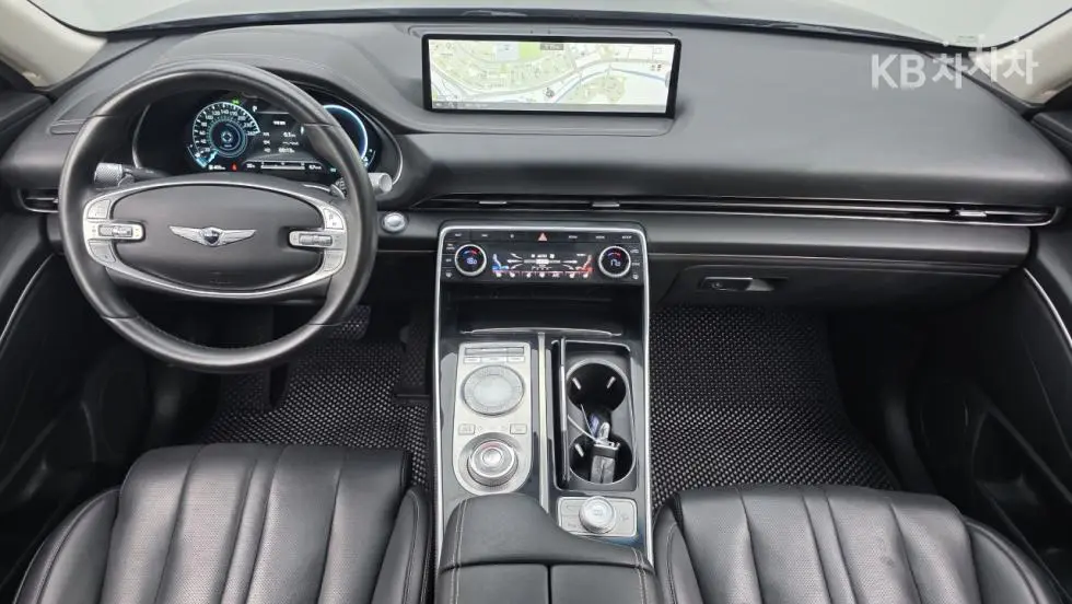 Genesis GV803.0 Diesel 2WD - 15