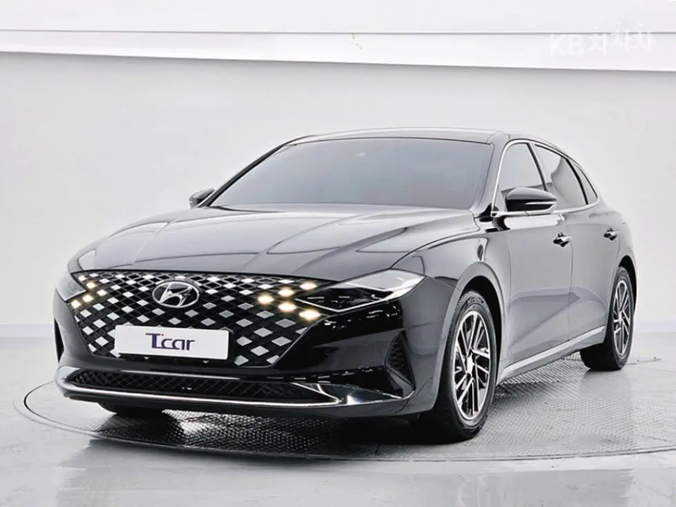 Hyundai The New Grandeur 2.5 Premium - Image 1