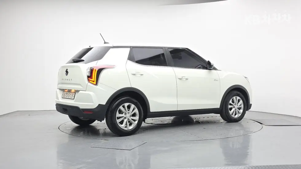 KG Mobility Very New (facelift/refresh; particularly for Tivoli) TivoliGasoline V1 2WD Standard - 2