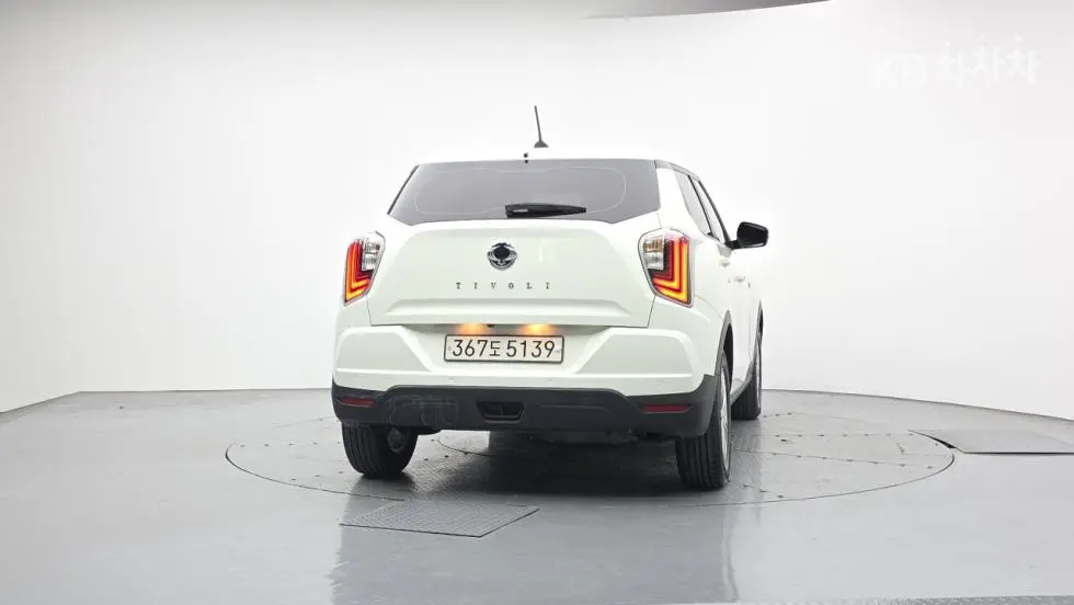 KG Mobility Very New (facelift/refresh; particularly for Tivoli) TivoliGasoline V1 2WD Standard - 4