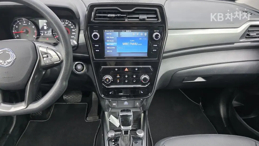 KG Mobility Very New (facelift/refresh; particularly for Tivoli) TivoliGasoline V1 2WD Standard - 14