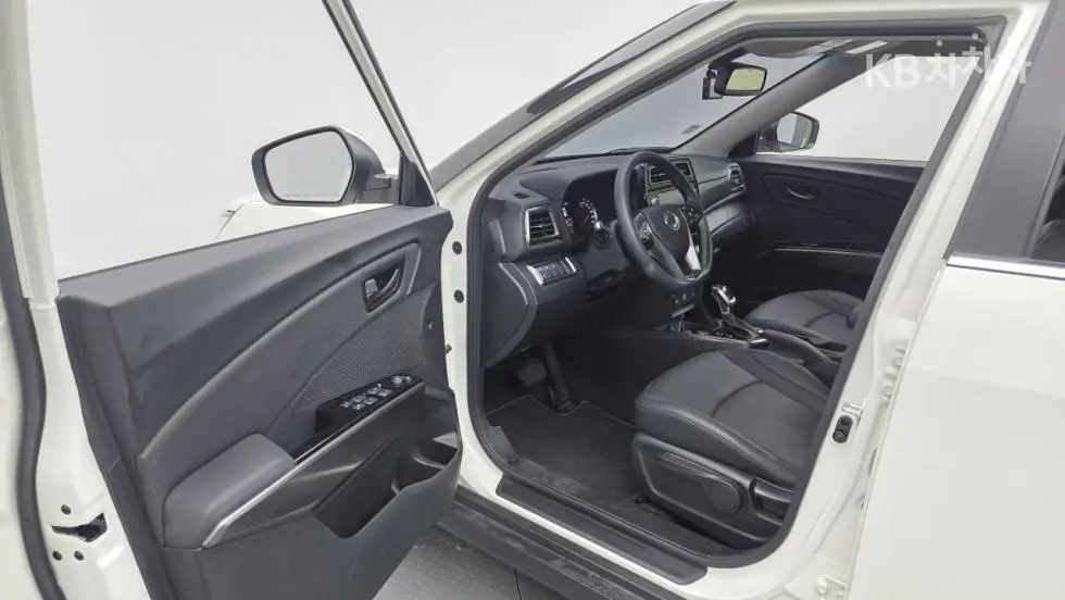 KG Mobility Very New (facelift/refresh; particularly for Tivoli) TivoliGasoline V1 2WD Standard - 17