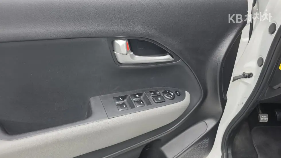 Kia The New Kia Ray1.0 Gasoline Prestige - 28