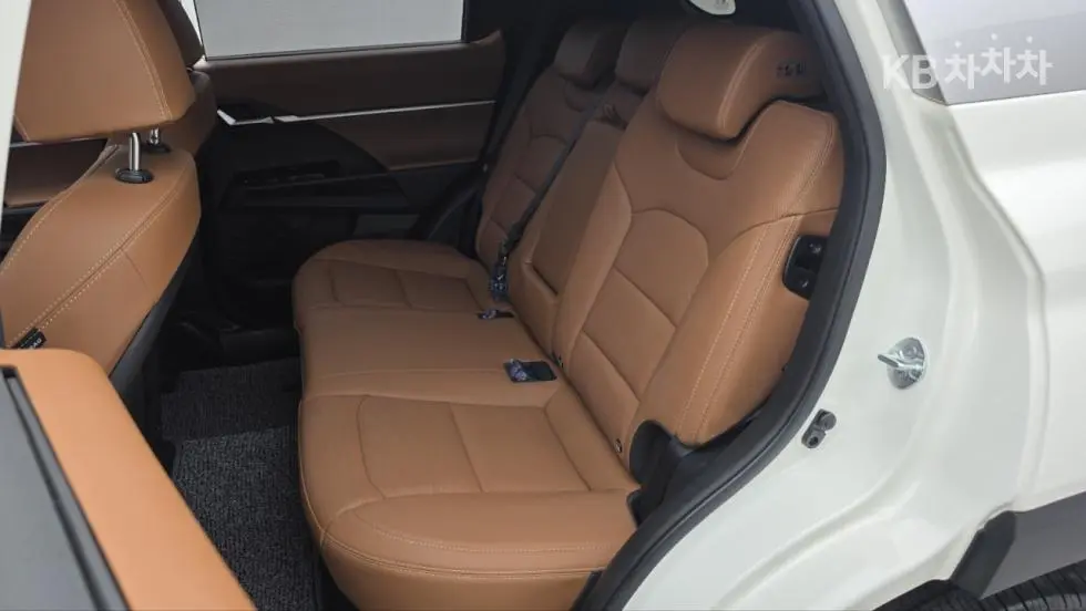 KG Mobility Torres(J100)1.5 GDI Turbo T7 - 14