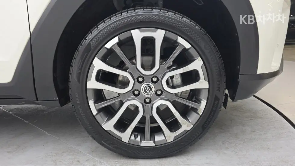 KG Mobility Torres(J100)1.5 GDI Turbo T7 - 24