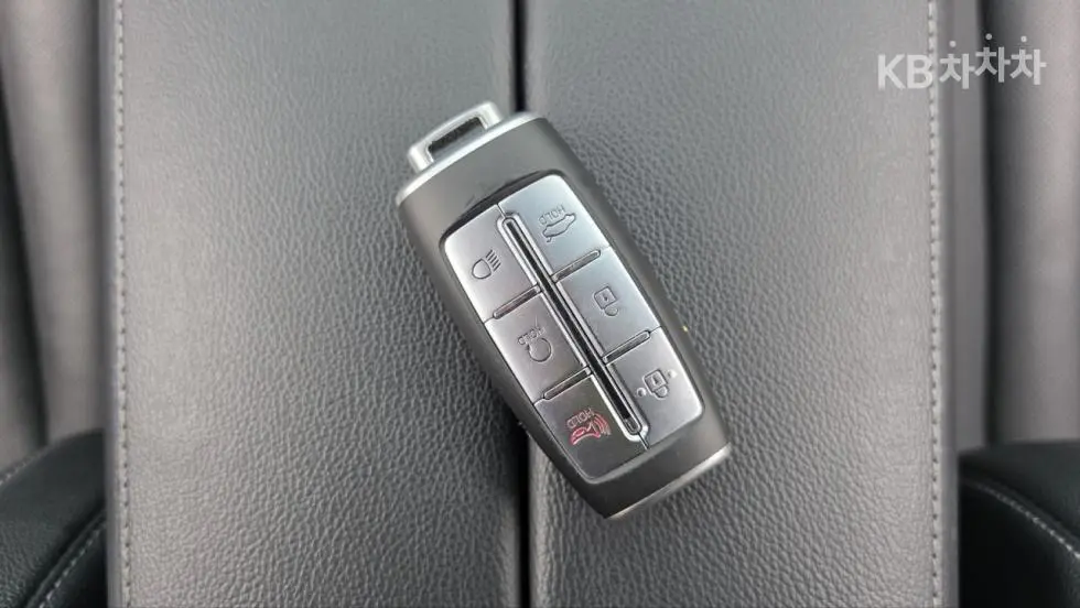 Genesis G80(RG3)2.5 T-GDi 2WD - 24