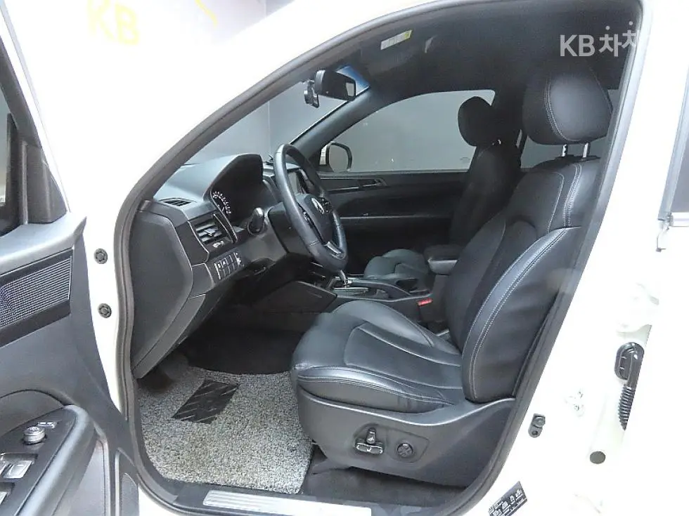 КейДжи Мобилити Rexton Sport2.2 4x4 Престиж Специал (специален признак/издание) - 10
