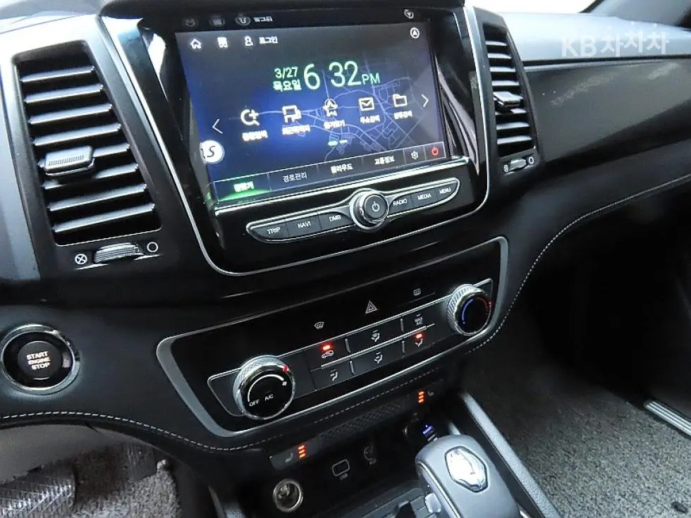 КейДжи Мобилити Rexton Sport2.2 4x4 Престиж Специал (специален признак/издание) - 16
