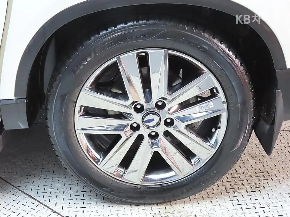 КейДжи Мобилити Rexton Sport2.2 4x4 Престиж Специал (специален признак/издание) - 20