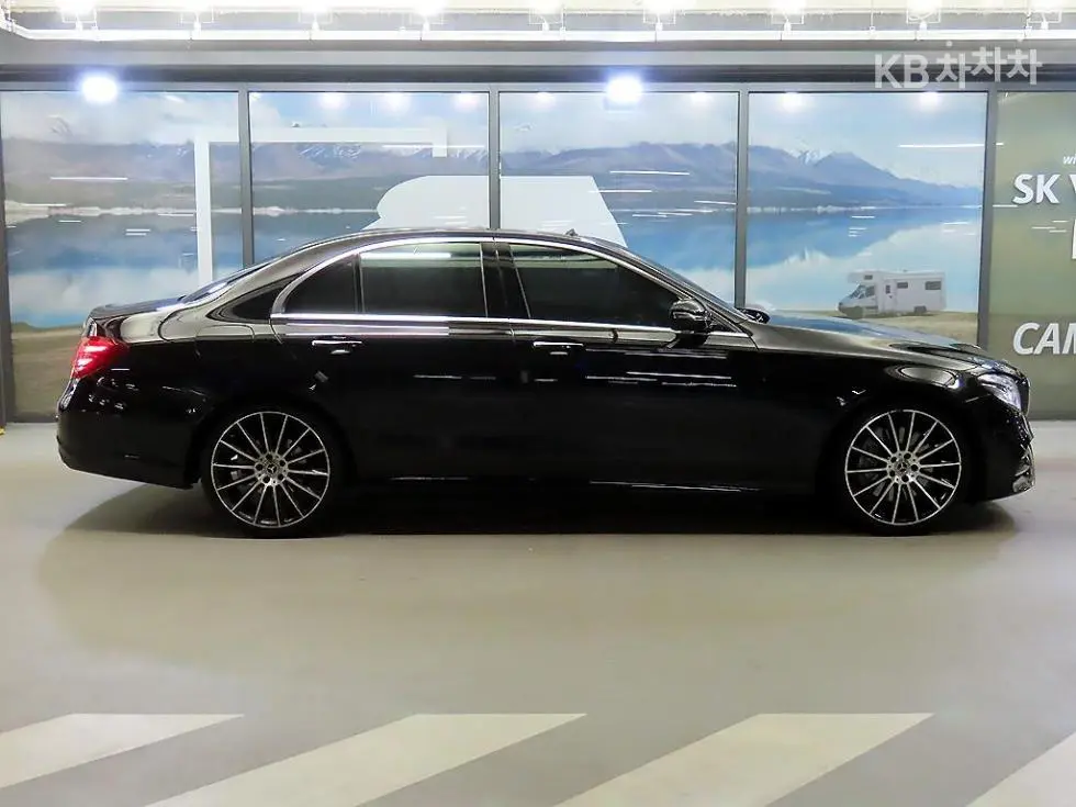 Mercedes-Benz E-Клас (W213) E300 AMG Line - 3