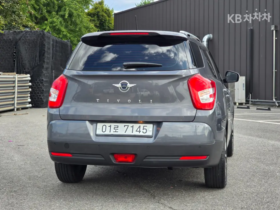 КейДжи Мобилити Тиволи AirБензин 2WD IX - 2