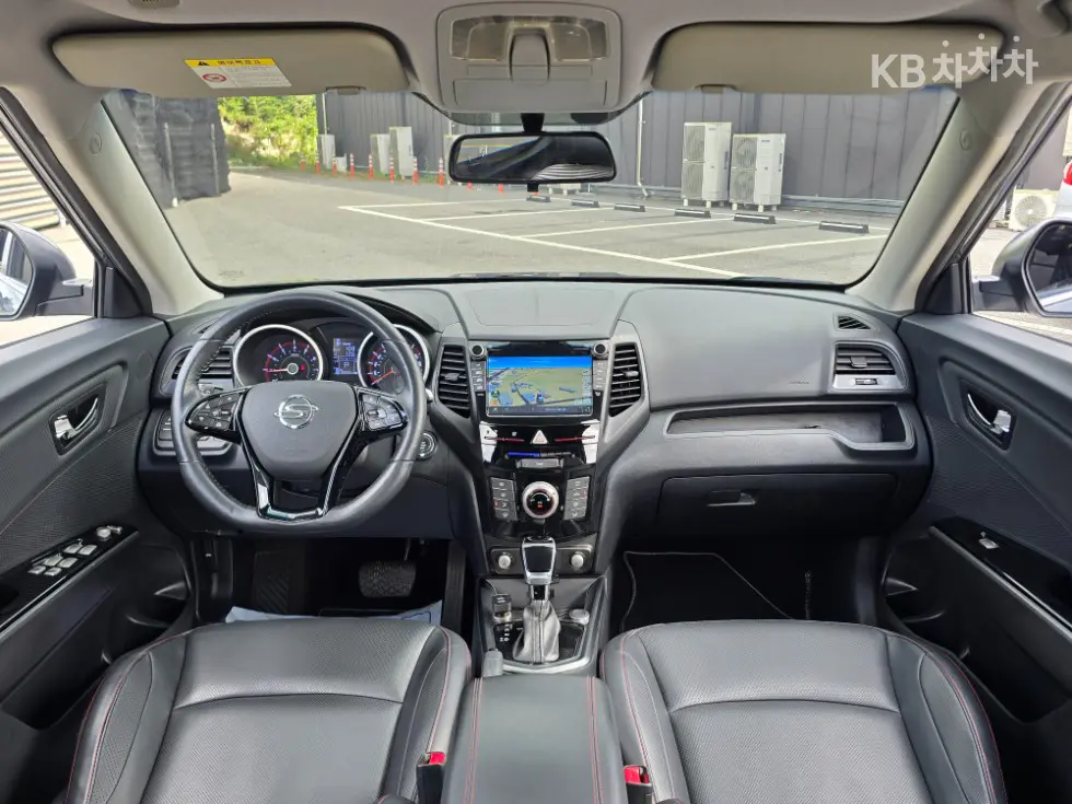 КейДжи Мобилити Тиволи AirБензин 2WD IX - 6