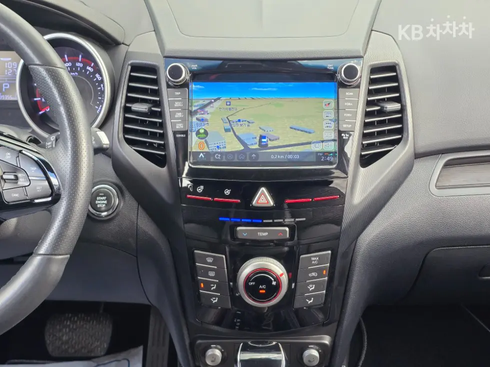 КейДжи Мобилити Тиволи AirБензин 2WD IX - 13
