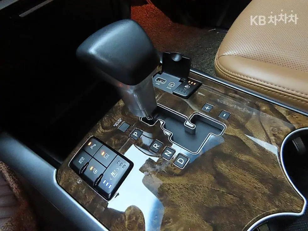 Kia The New Mohave4WD President 5-seater - 9