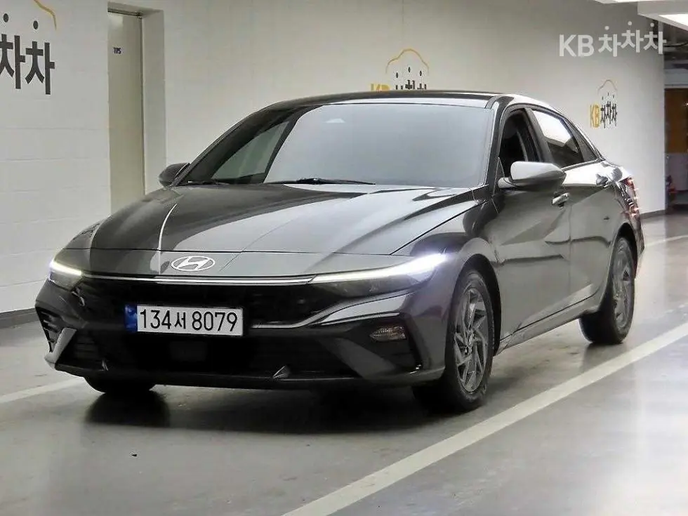 Hyundai The New Avante (Elantra) (CN7) 1.6 Gasoline Modern - Image 1