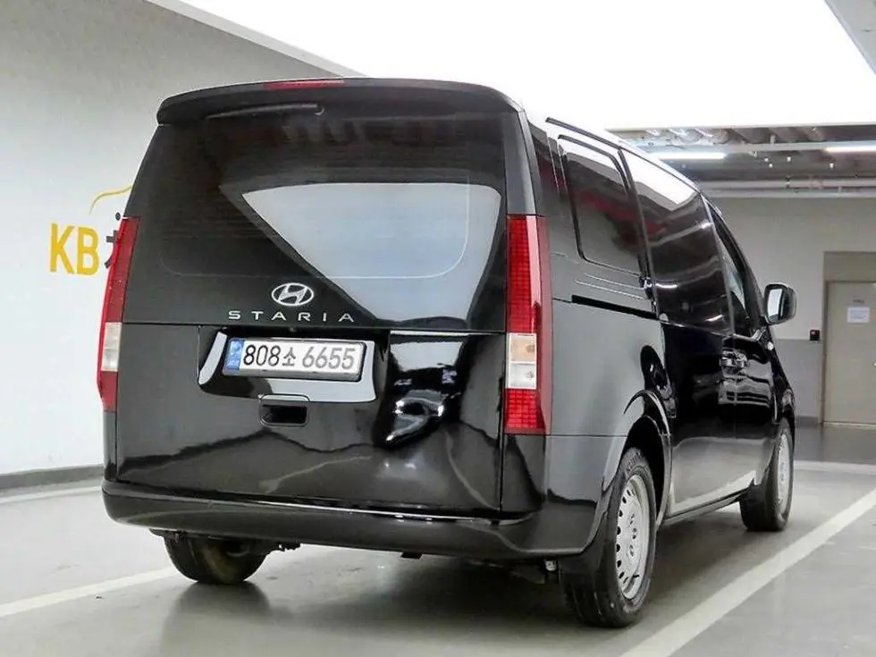 Hyundai Staria Cargo2.2 Cargo 5 Smart - 4