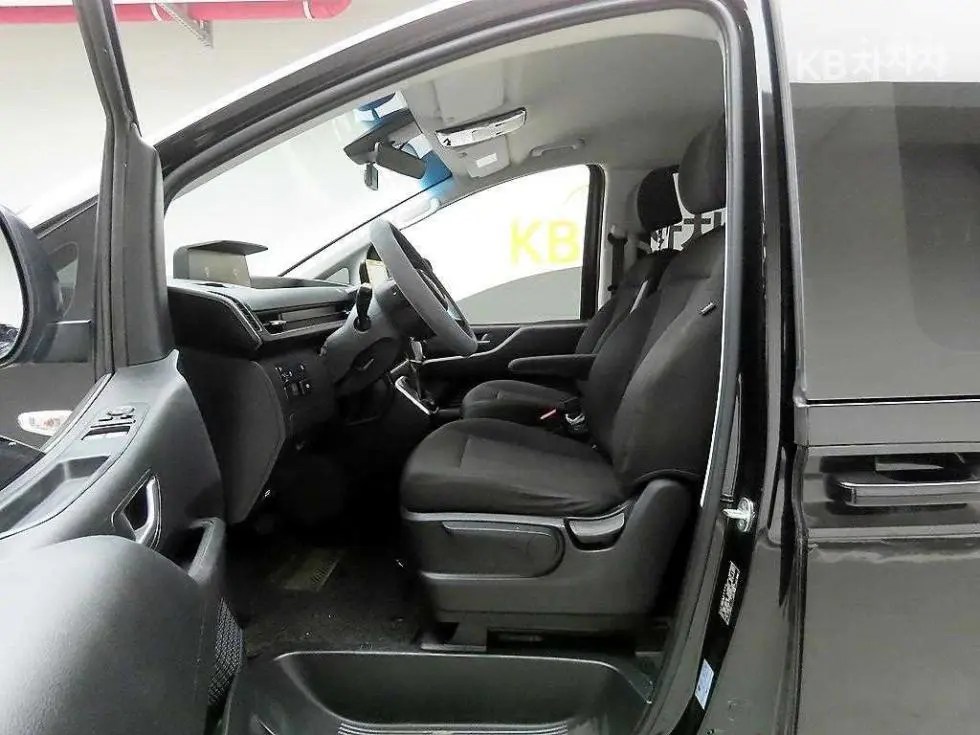 Hyundai Staria Cargo2.2 Cargo 5 Smart - 13