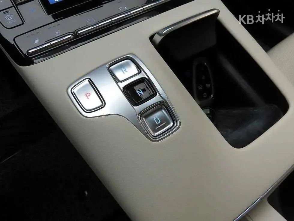 Hyundai The New Grandeur2.5 Le Blanc - 10