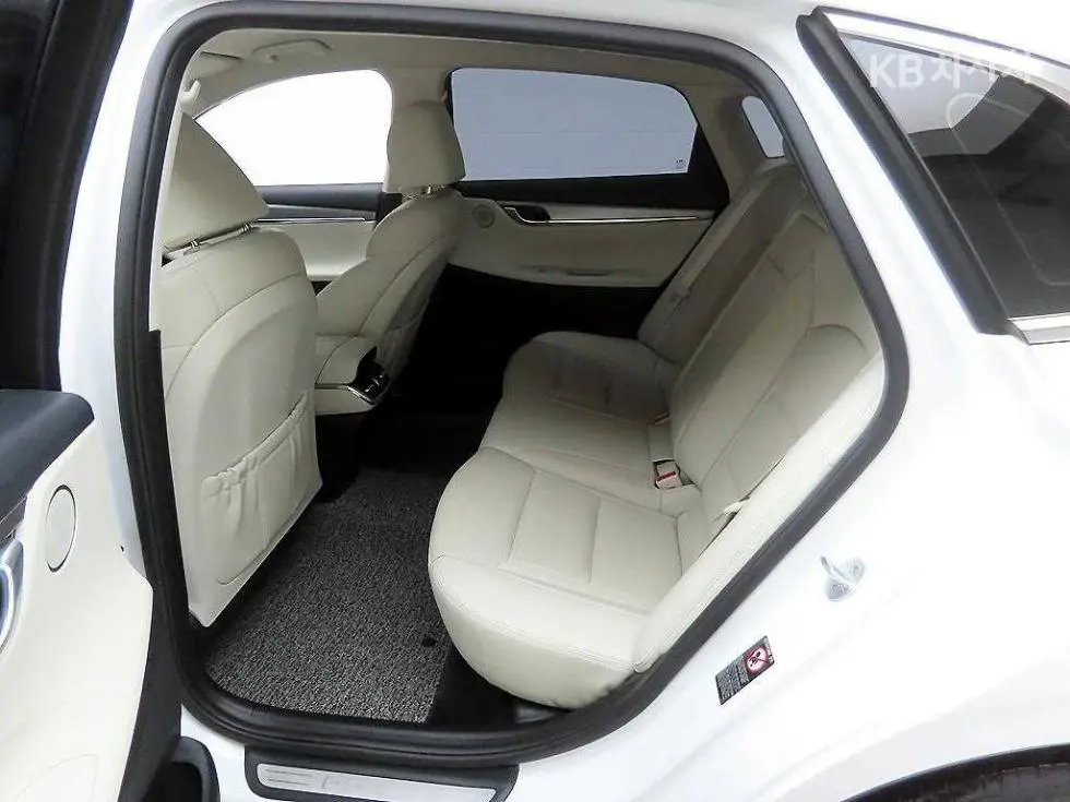 Hyundai The New Grandeur2.5 Le Blanc - 13