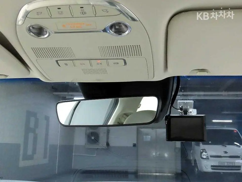 Hyundai The New Grandeur2.5 Le Blanc - 16